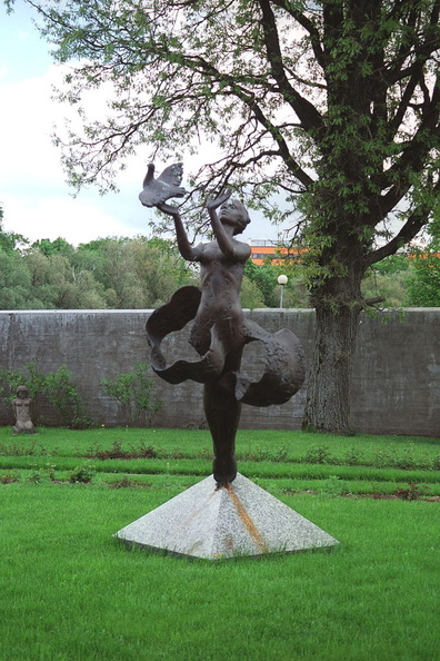 Sculpture in botanical garden